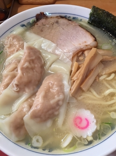「ワンタン麺」@十二社 大勝軒の写真