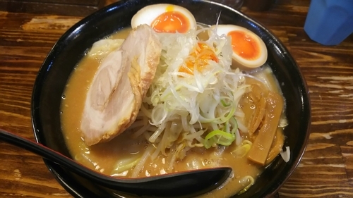 「味噌+味卵」@麺処 花田 神田店の写真