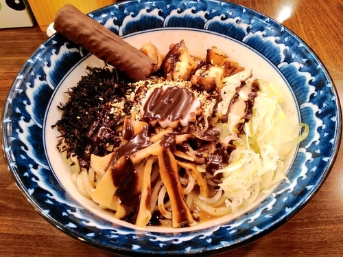 「バレンタイン限定裏メニュー チョコまぜそば」@三竹製麺所の写真
