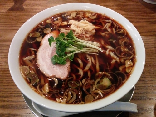 「２、３月限定　黒醤油らーめん790円」@手打ちラーメン 谷家の写真