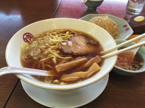「らーめん」@珍來 米本団地前店の写真