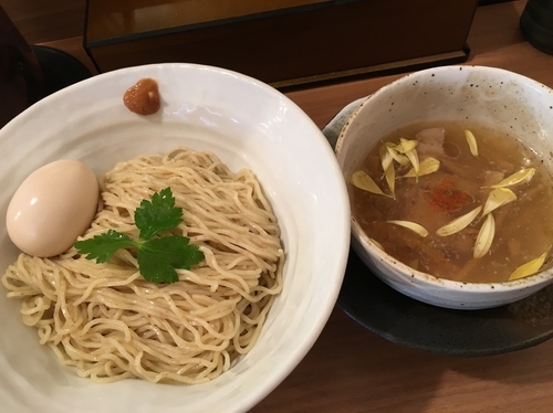 「鯛塩つけ麺 900円 ＋α (一部はVIPカードで)」@鯛塩そば 灯花 本店の写真