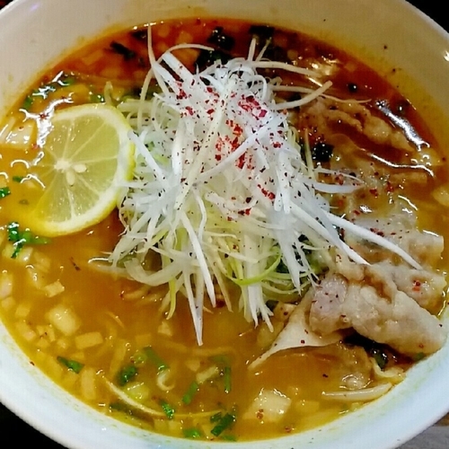 「台風らぁめん　９００円（新作限定１５食）」@極太めん ひでまる 千波店の写真