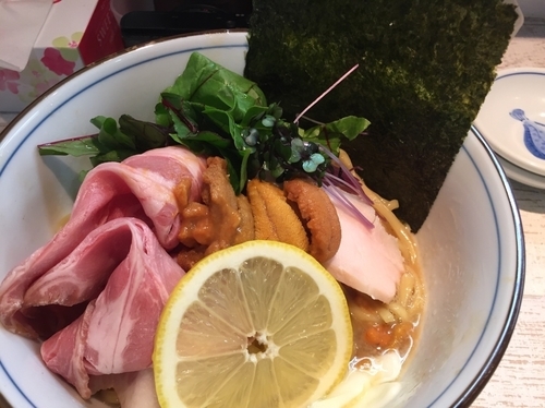 「カルピスバターと雲丹のまぜそば」@中華そば 四つ葉の写真