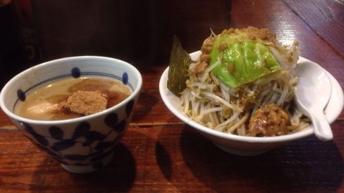 「濃厚極太つけ麺 ジロベジのせ 肉追加」@麺処 井の庄 立川店の写真