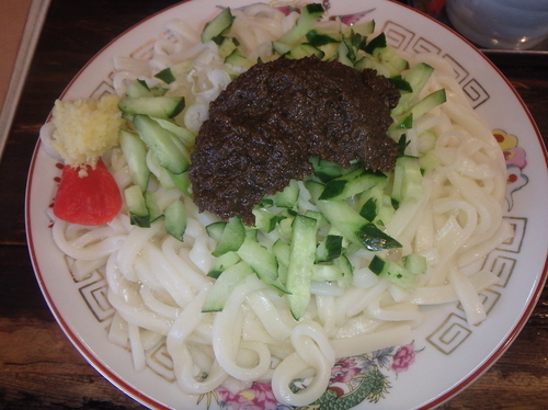 「じゃじゃ麺(小)(450円)、生卵(50円)」@白龍の写真