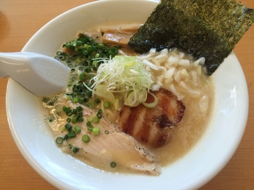 「魚介鶏白湯らーめん」@麺屋 雷 鶏’sの写真