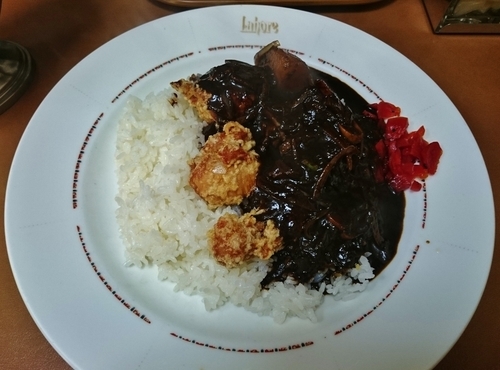 「唐揚げブラックカレー(3辛) 800円」@ラホール 外神田店の写真