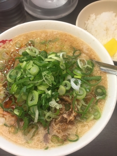 「台湾らーめん、脂多目、辛め、ネギ」@京都銀閣寺 ますたにラーメン 日本橋本店の写真