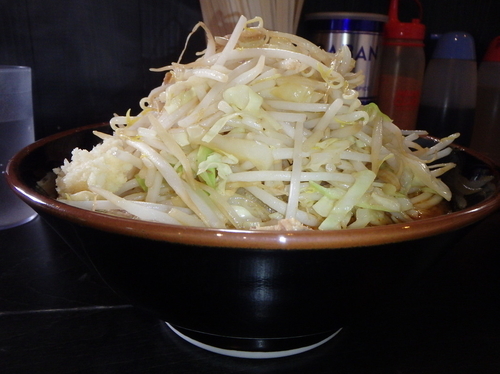 「辛そば(並)(750円)(ニンニク)」@Golden Five Noodleの写真