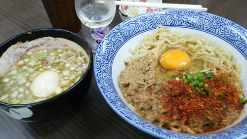 「かま玉つけそば＋日本酒」@頓知房の写真