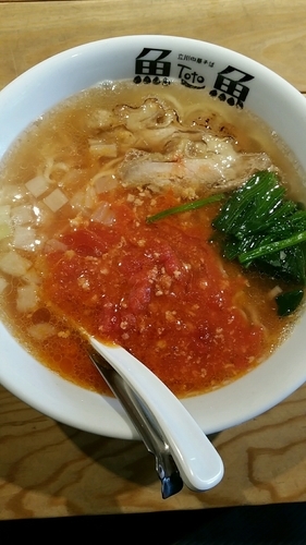 「鶏トマトらぁ麺」@立川中華そば とと ホンテンの写真