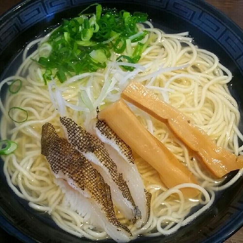 「【限定】魚出汁ラーメン（アイナメ）５４０円」@麺屋 天海の写真