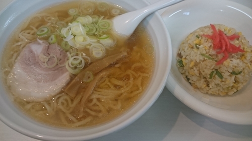 「ラーメン+ミニチャーハン 850円」@麺屋かねきの写真