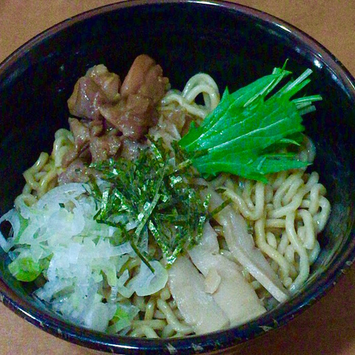 「油そば 並150g（600円）」@油そば専門店 浜そば 本店の写真