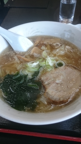 「ラーメン 麻婆豆腐 半ライス 漬物 864円」@らーめん一心亭の写真