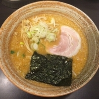 背脂味噌らーめん