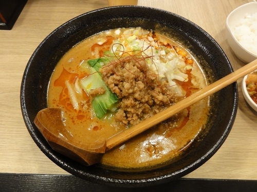 「白胡麻担々麺」@麺や 蓮と凜の写真