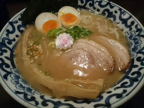 「東京駅らー麺」@東京駅 斑鳩の写真