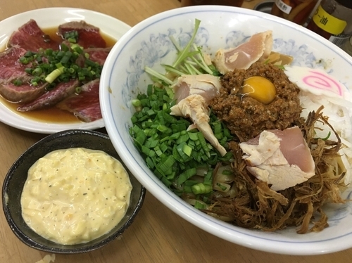 「気まぐれ 名古屋風和えそばD」@MENYA 食い味の道有楽の写真