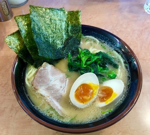 「味玉ラーメン 770円」@濃厚豚骨ラーメン こく丸の写真
