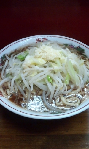 「小ラーメン(250g) 700円」@ザ・ラーメンスモールアックスの写真
