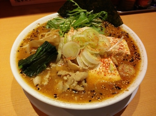 「豚汁ラーメン（限定）」@生姜醤油専門 我武者羅 幡ヶ谷本店の写真