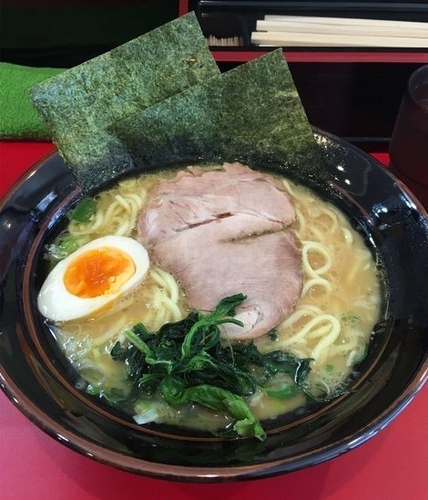 「ラーメン並680円」@横浜家系ラーメン 並木家の写真