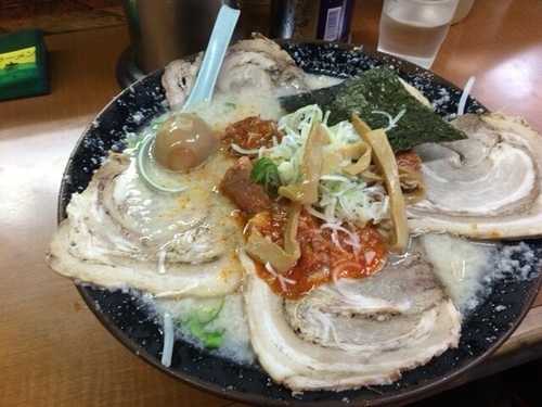 「ダブル(ホルモン＋チャーシュー)」@貴生 奥戸店の写真