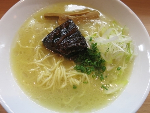 「鶏そば　　780円」@角煮酢豚麺 ゆきふじの写真