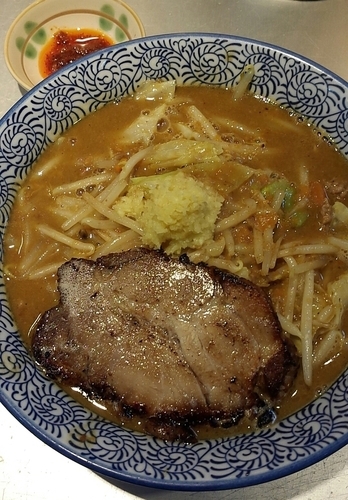 「【限定】本格！炙り味噌らぁ麺780円」@豚骨一燈の写真