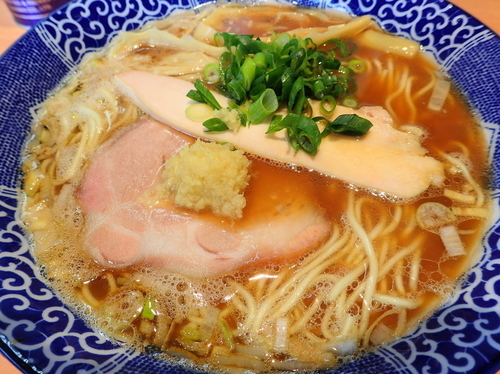 「中華そば 黒だし 大盛」@中華そば 虎桜の写真