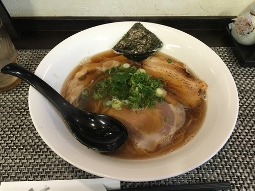 「煮干し醤油ラーメン  720円」@麺や 匠海の写真