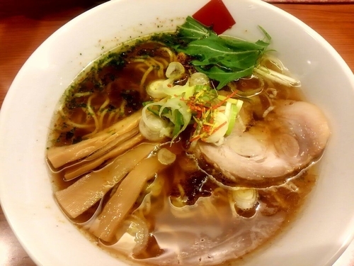 「（期間限定）醤油カレー中華そば　820円」@東京の中華そば ちよがみの写真