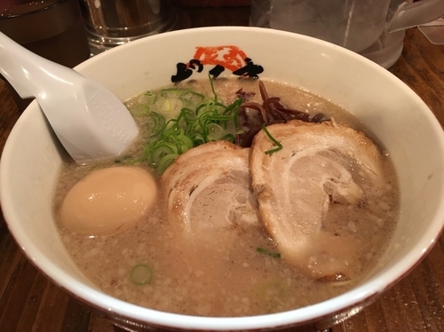「味玉ラーメン」@元祖博多だるま 博多デイトス店の写真