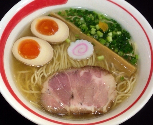 「【限定】　アゴ塩らーめん　800円」@自家製麺SHINの写真