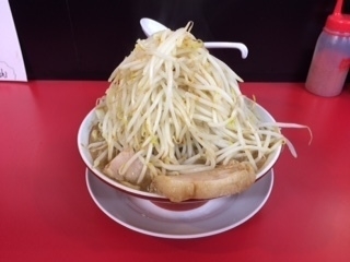 「ラーメン　ヤサイアブラ」@鷹の目 獨協大学前本店の写真