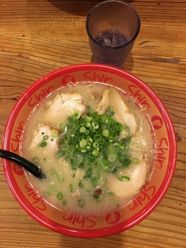 「チャーシュー麺」@博多らーめん ShinShin 天神本店の写真