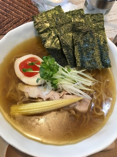 「塩のせ790円、Wエスプーマのいちごヨーグルト690円」@はいむる珈琲店の写真