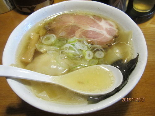 「塩雲呑麺（塩ワンタンメン）」@上州地鶏ラーメン 翔鶴の写真