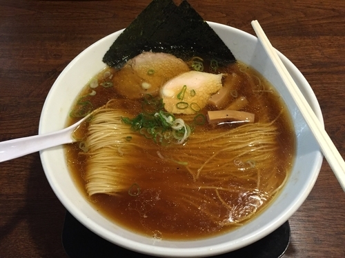 「中華そば　大盛　880円」@麺や食堂 本店の写真