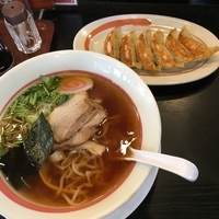 ラーメン390餃子200