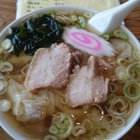 ワンタン麺 600円