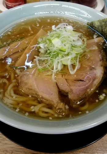 「醤油らーめん」@麺屋 つるるの写真