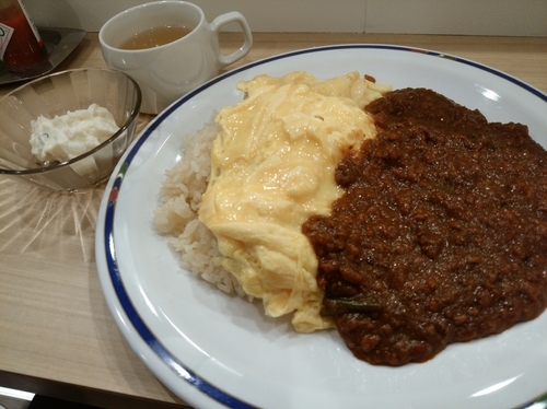 「特製オムライスキーマ（並）750円」@JACKの写真