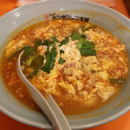 「にら入りタンタンメン(８５０円)」@元祖ニュータンタンメン本舗 伊勢佐木店の写真