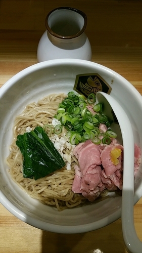 「鯛油そば(スープつき)」@真鯛らーめん 麺魚の写真