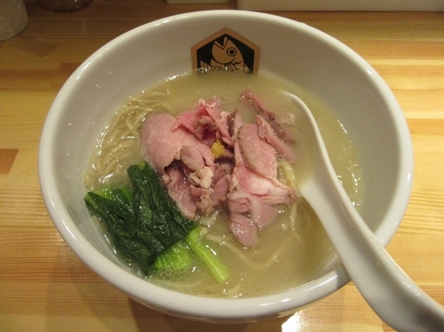 「真鯛らーめん（８００円）」@真鯛らーめん 麺魚の写真