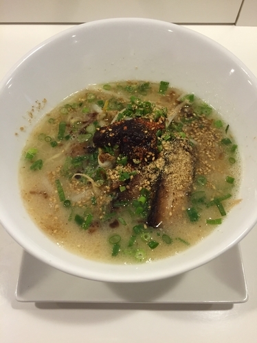 「赤とんこつラーメン  770円」@製麺ダイニング jangoの写真