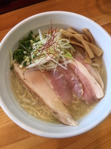 「鶏そば　800円」@麺笑 コムギの夢の写真